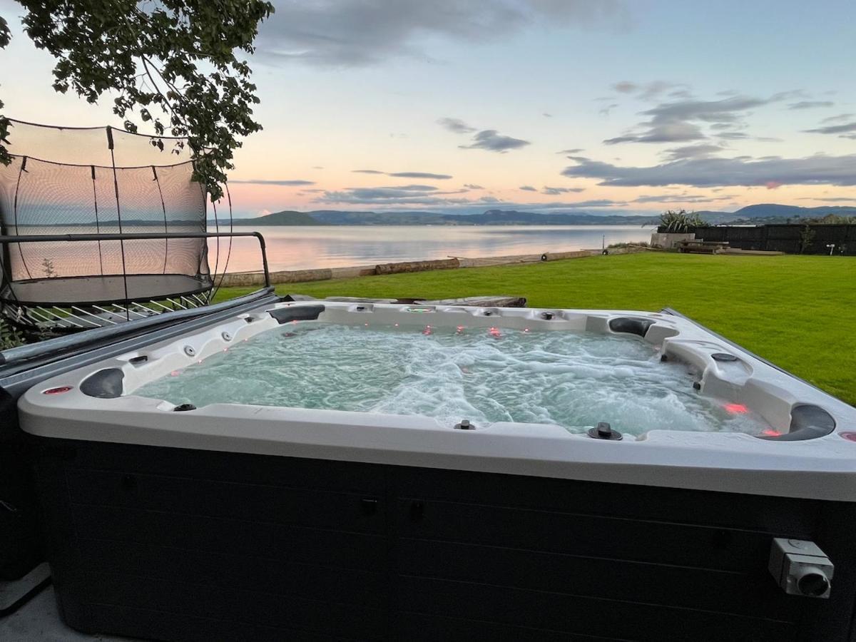 Jandals & Joy Lakefront Retreat Rotorua Eksteriør bilde