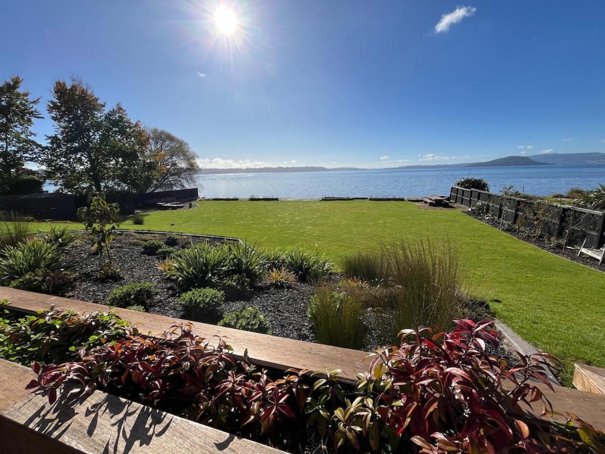 Jandals & Joy Lakefront Retreat Rotorua Eksteriør bilde