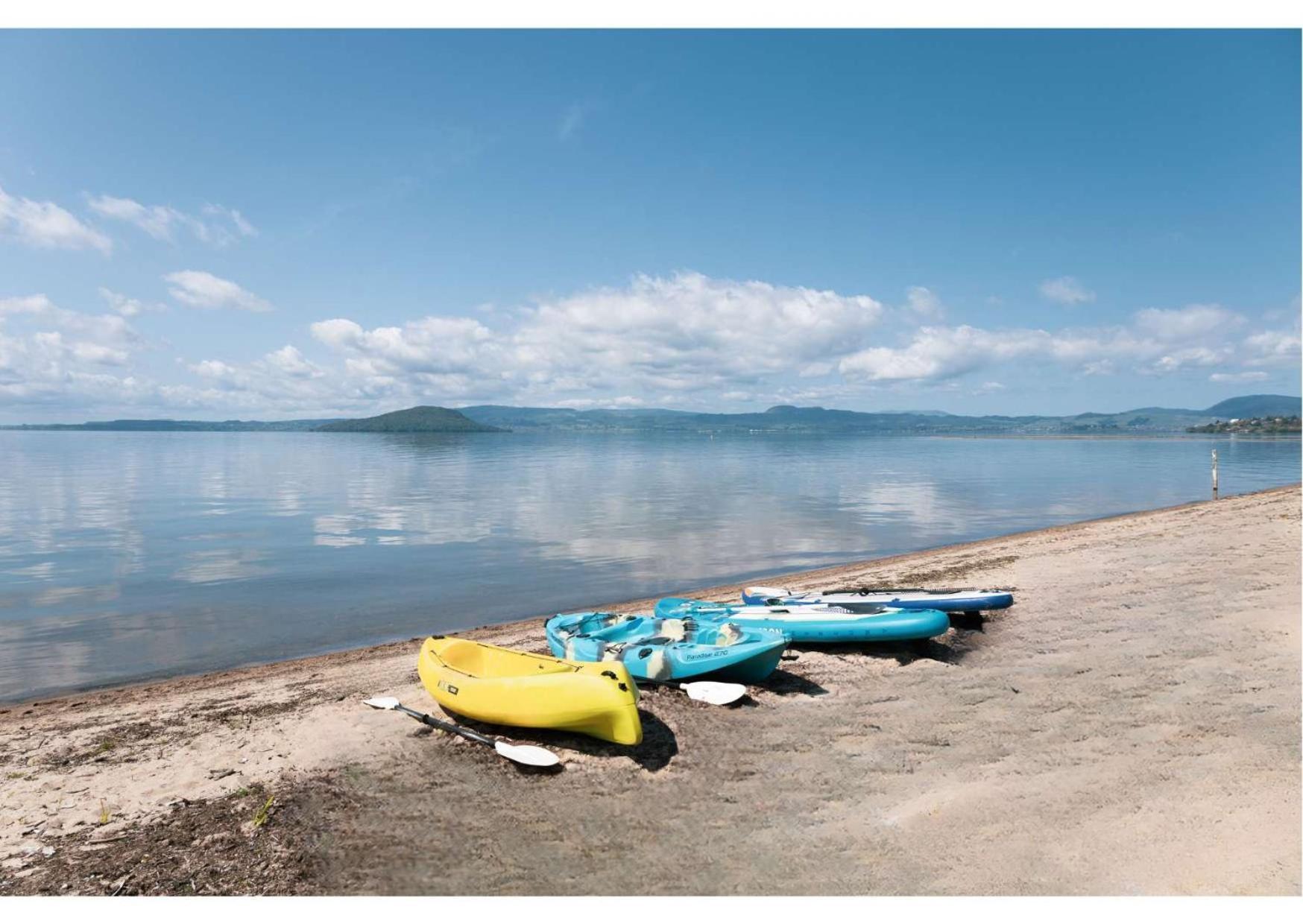 Jandals & Joy Lakefront Retreat Rotorua Eksteriør bilde
